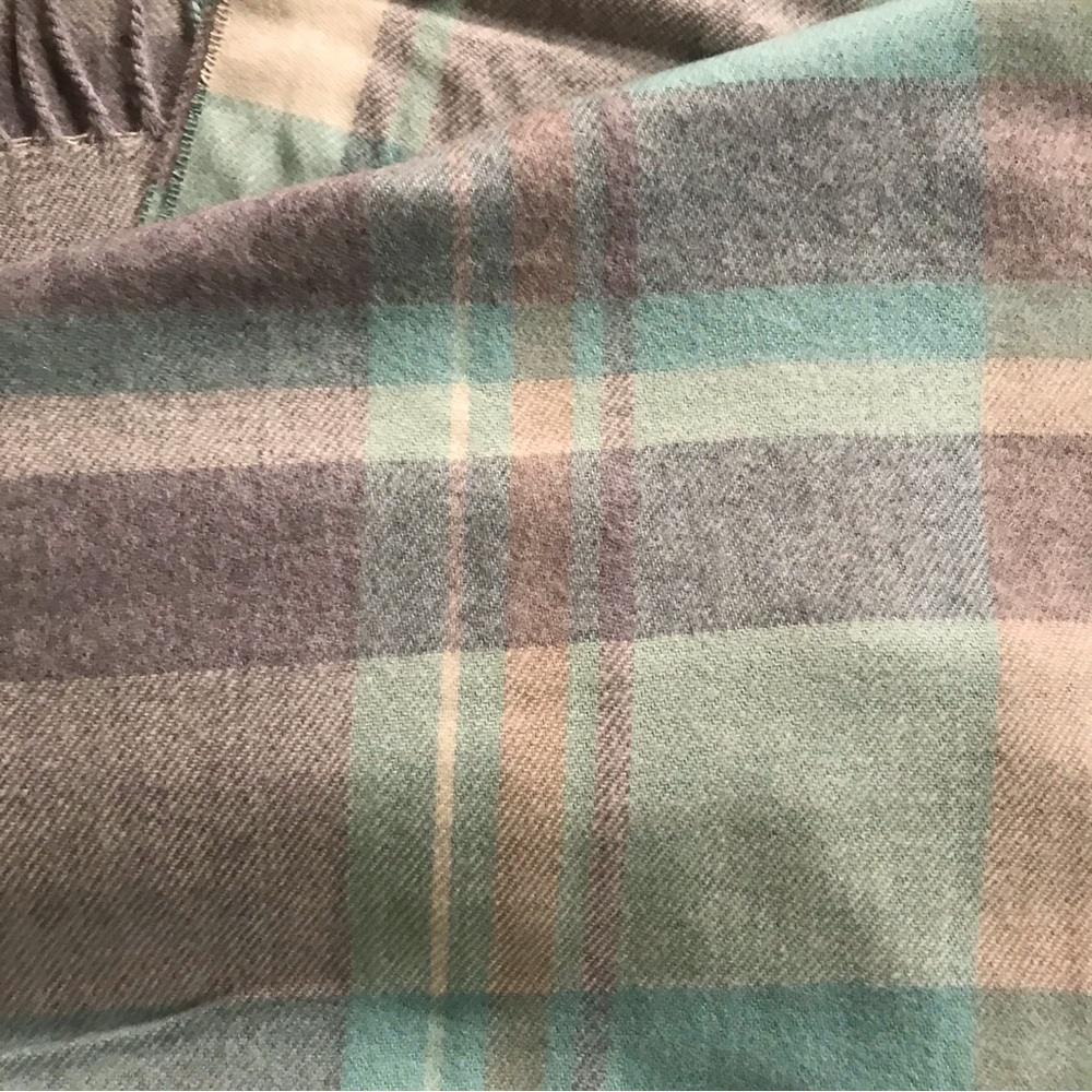 New 100% Cashmere Scarf Aqua Color - Picture 5 of 5